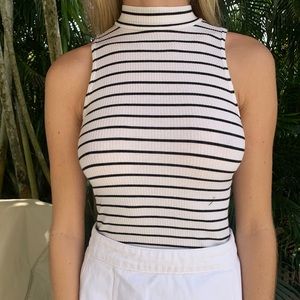 American Eagle Outfitters Tops - American Eagle mock neck sleeveless bodysuit American Eagle Outfitters Tops - American Eagle mock neck sleeveless bodysuit